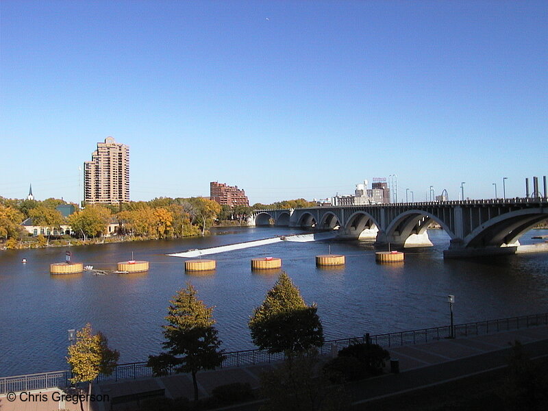 Photo of Nicollet Island and the Third Avenue Bridge(1049)