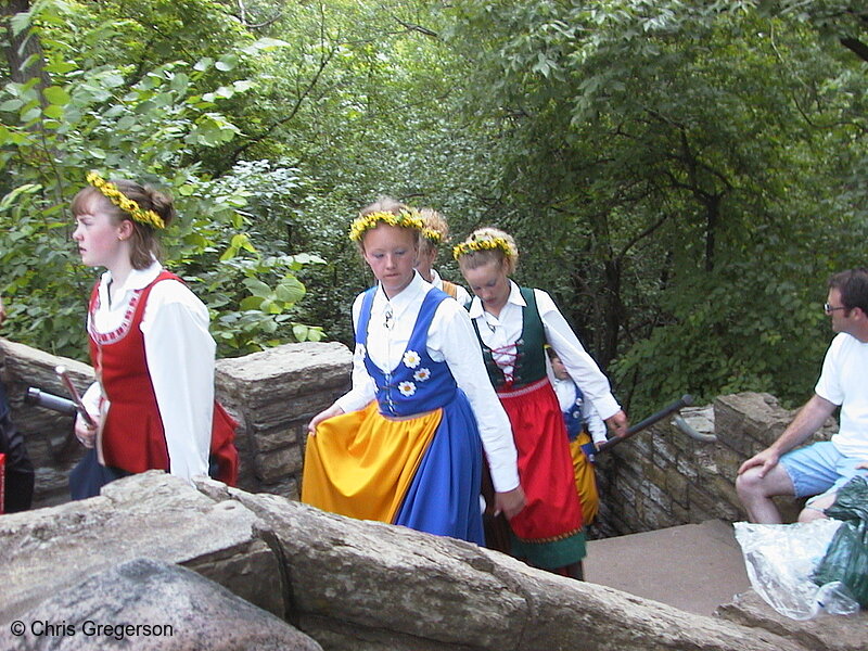 Photo of Girls Climbing Stairs(1659)