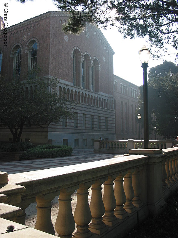 Photo of Powell Library(1729)