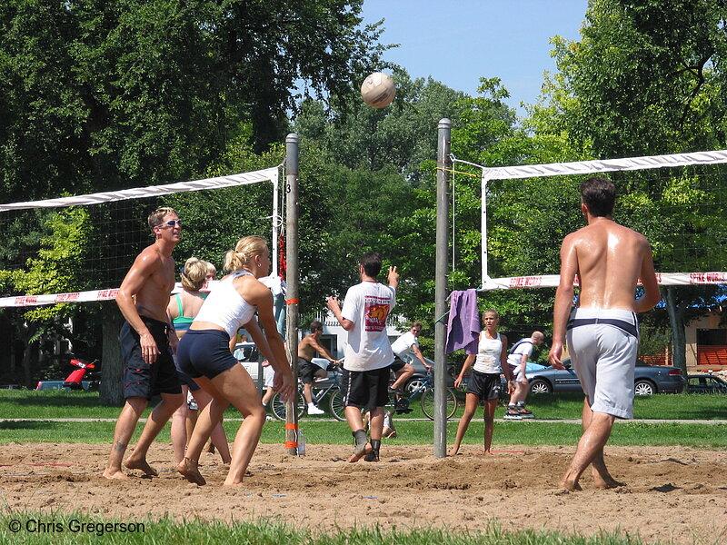 Photo of Beach Volleyball at Lake Calhoun(2196)