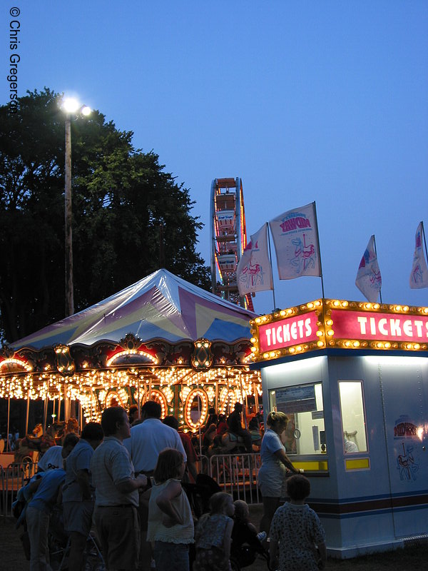 Photo of Carousel and Ferris Wheel(2300)