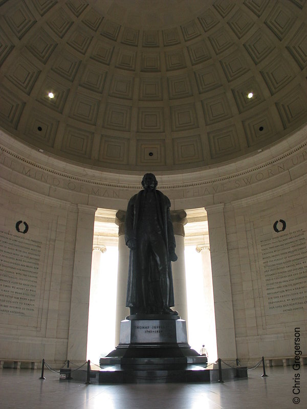 Photo of Inside the Thomas Jefferson Memorial(2427)