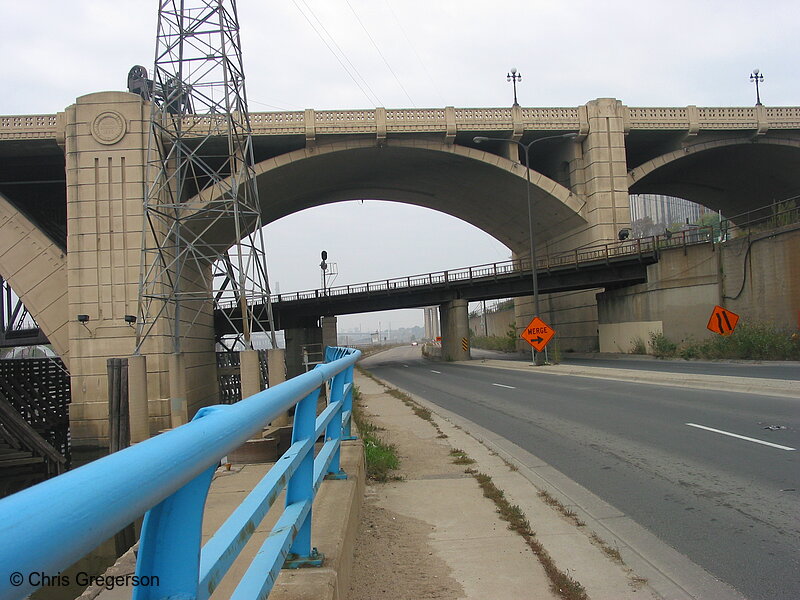 Photo of Robert Street Bridge at Shepard Road(2480)