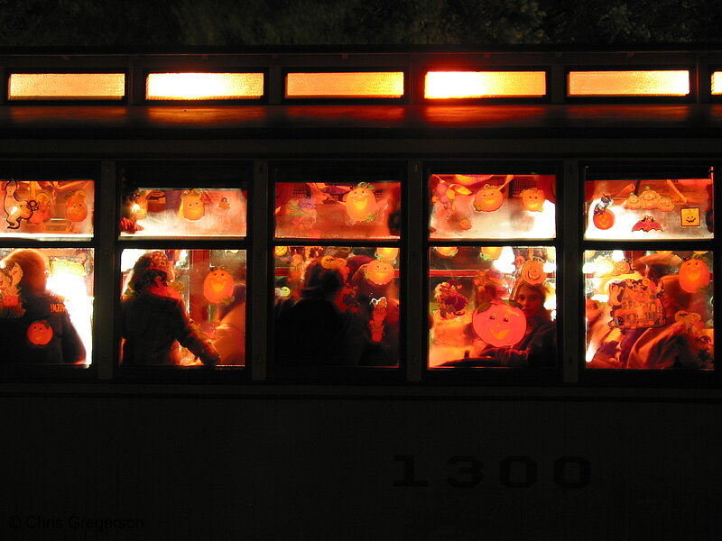 Photo of Streetcar Windows on Halloween(2506)