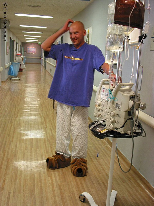 Photo of Marc in Hallway of UCLA Oncology Unit(2633)