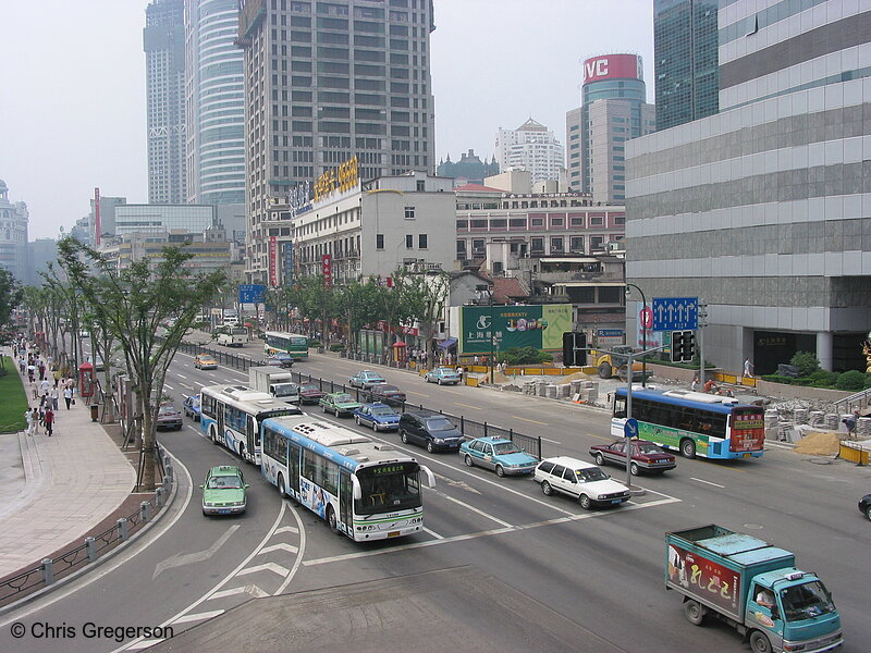 Photo of Street in Downtown Shanghai (Xizang Zhonglu)(3396)