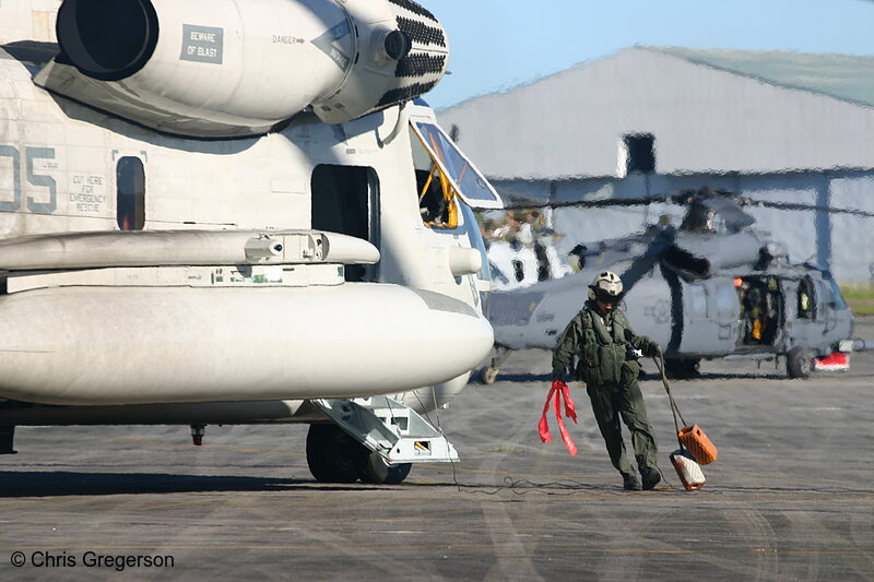 Photo of US Marine Helicopter Taking Off(4257)