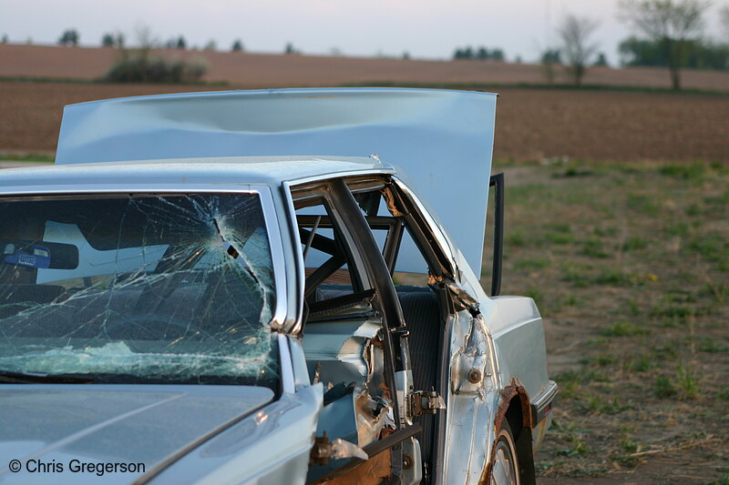 Photo of Car Wreck/Crashed Car by the Highway(4508)