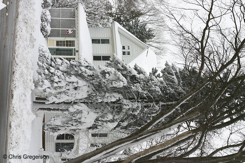 Photo of House in Midwestern Snowstorm(4999)