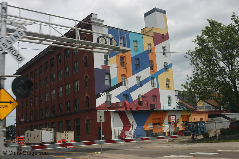 Photo of Expressionist Mural on the Side of Valspar Building, Minneapolis(5914)