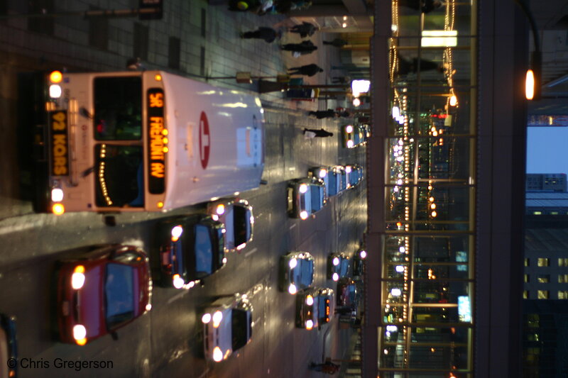 Photo of Skyway and Bus, 7th Street South and Nicollet Mall(6274)