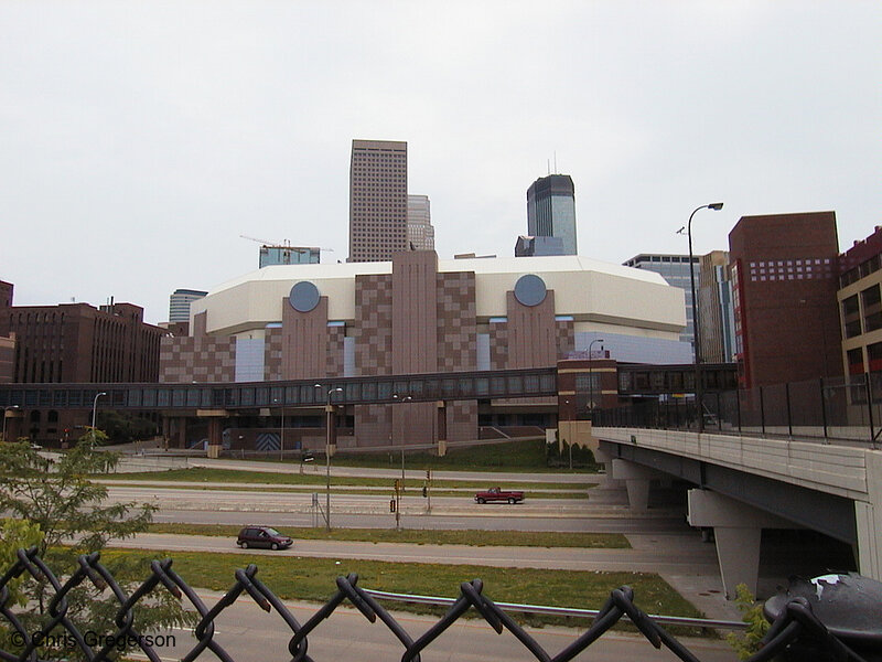 Photo of Target Center from 3rd Avenue North(662)