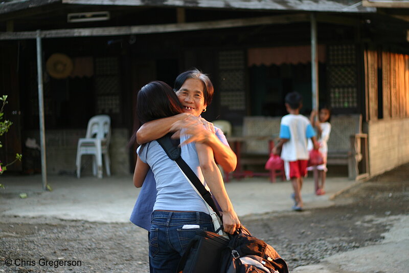 Photo of Mother and Child Reunion, the Philippines(6718)