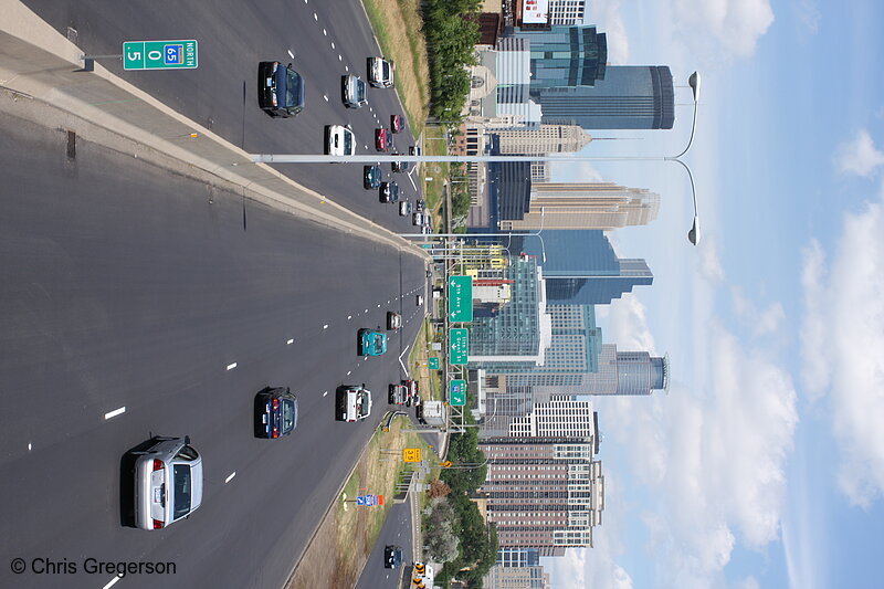 Photo of Minneapolis Skyline from 35W(7077)