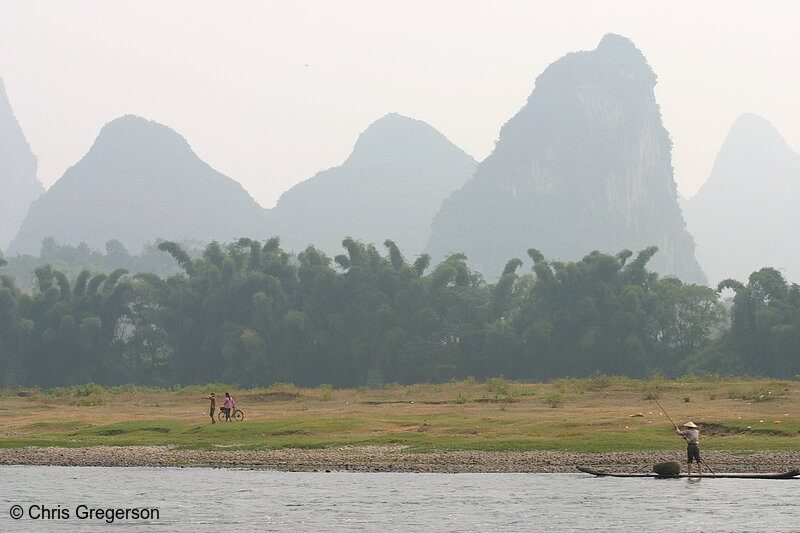 Photo of Li River and Kurst Mountains, Guangxi Province, China(7268)