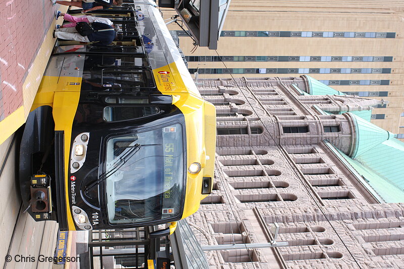 Photo of Hiawatha Line at the Government Plaza Station(7318)