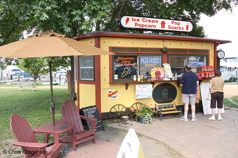 Photo of Ice Cream and Snacks, Excelsior Commons(7390)