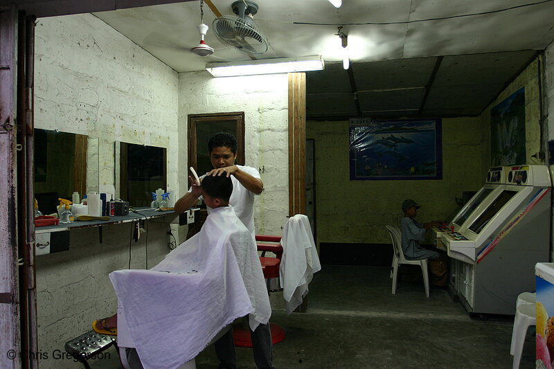 Photo of Barber Shop Near Dau Bus Terminal(7758)