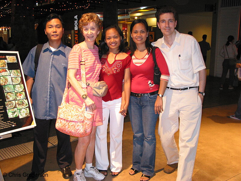 Photo of Corpuz Siblings with Chris Gregerson and Mother, Manila(7808)