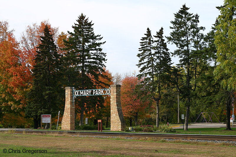 Photo of Entrance to Mary Park, New Richmond, WI(7845)