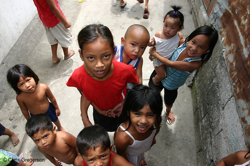 Photo of Children at Sitio Pader Entrance(8440)