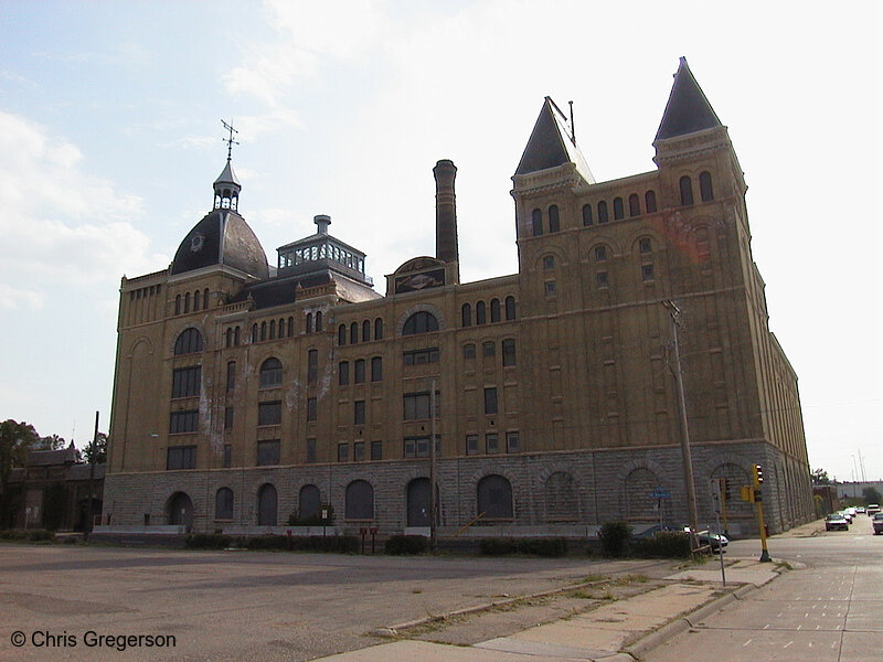 Photo of Grain Belt Brewery(896)