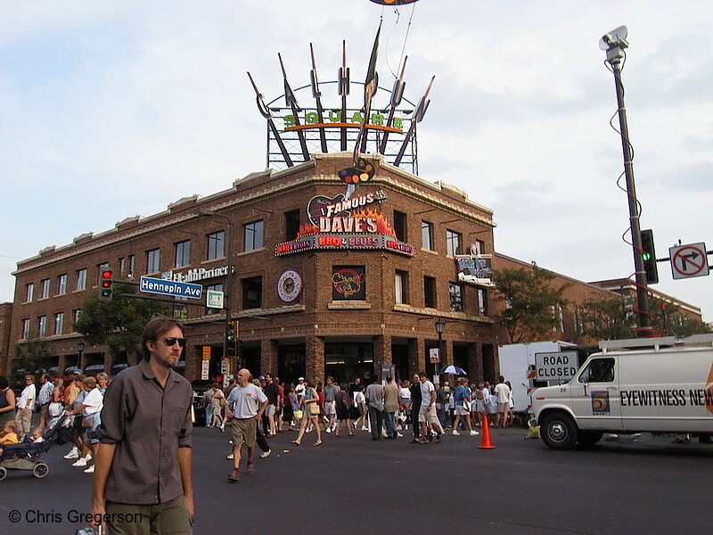 Photo of Calhoun Square at Lake and Hennepin(936)